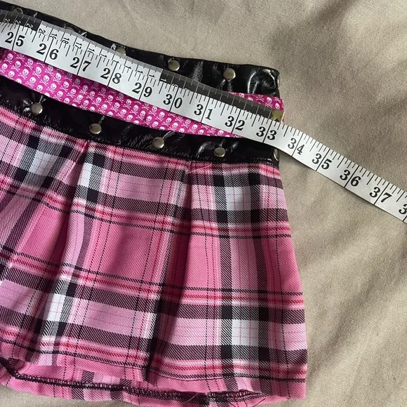 Adult school girl skirt and accessories - Picture 8 of 8